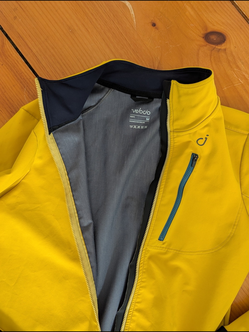 Velocio Signature Softshell Jacket, Men's Medium - Picture 2 of 5